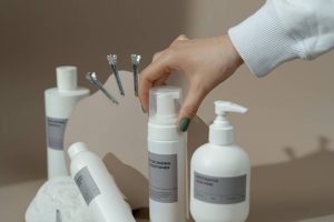 Différences entre crème et lait hydratant pour bébé