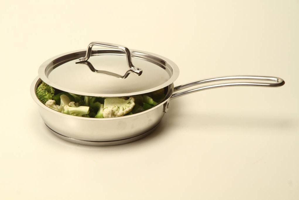 Les avantages d’une poêle antiadhésive en cuisine